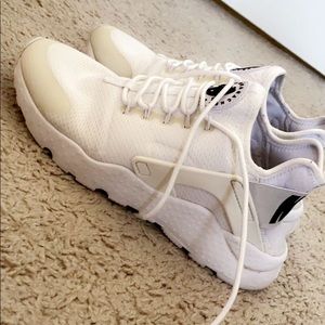 Nike hurrache women shoes